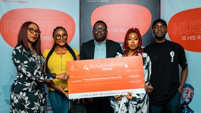 L-R: Head, Brands and Marketing Communications, Airtel Nigeria, Omobolanle Osotule; Nancy Charles-Egwu;  Chief Commercial Officer, Airtel Nigeria, Femi Oshinlaja; Morolake Lawal; and Moses Efe Imafidon, at the presentation of cash prizes to the top winners of the ‘Imagine with Airtel’ Competition, on Thursday, 13th July 2023, at Airtel Headquarters, Lagos.