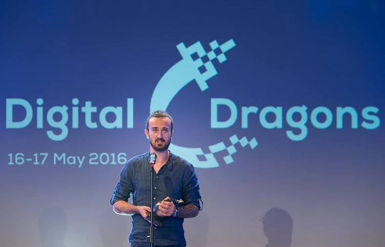 Konrad Tomaszkiewicz na rozdaniu nagród Digital Dragons 2016