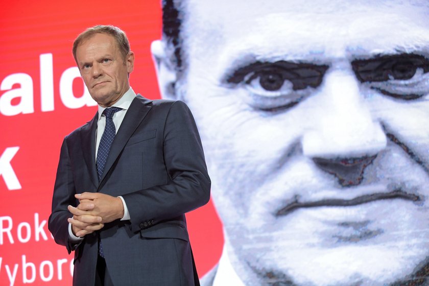 Tusk liderem rankingu zaufania