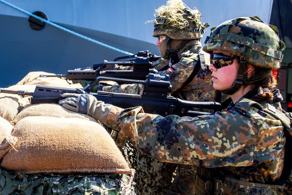 "NEĆEMO U RAT" Pobuna mladih u Nemačkoj zbog VOJNOG ROKA, organizuju proteste protiv službe: "Imamo NULA interesa za to!"