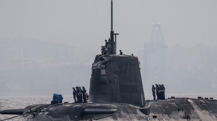 Így nézett ki az ütközés után a HMS Ambush nevű tengeralattjáró / Fotó: AFP