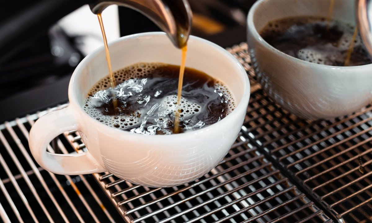 Co się dzieje z organizmem, gdy rezygnujemy z kawy? Zmiany, które możesz zauważyć szybciej, niż myślisz