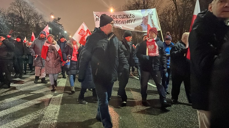 Na transparentach pojawił się także papież Jan Paweł II