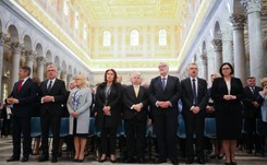 'Super Express' atakuje marszałka Kuchcińskiego: Kto zapłaci za sejmową wycieczkę syna?