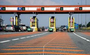 Od 1 grudnia będzie więcej płatnych dróg w Polsce. Rząd szykuje zmiany