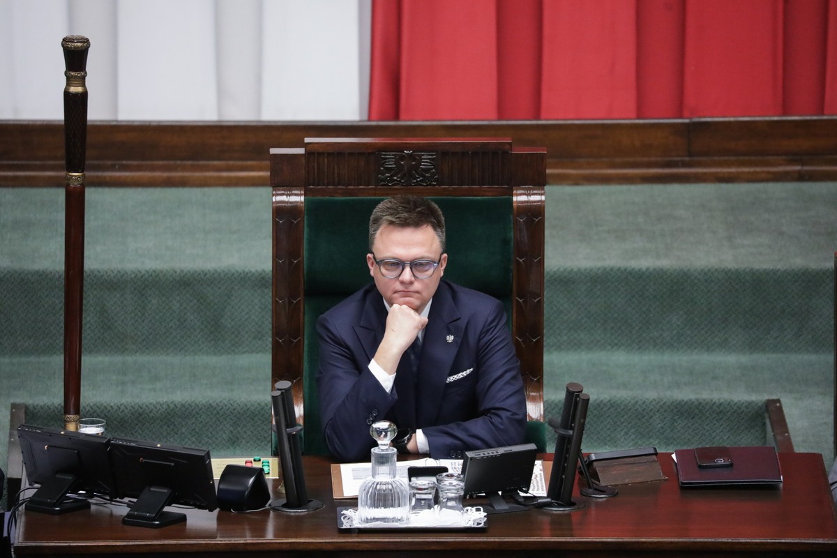 Marszałek Sejmu skreślił z porządku obrad dwa ostatnie punkty. Czego dotyczyły?