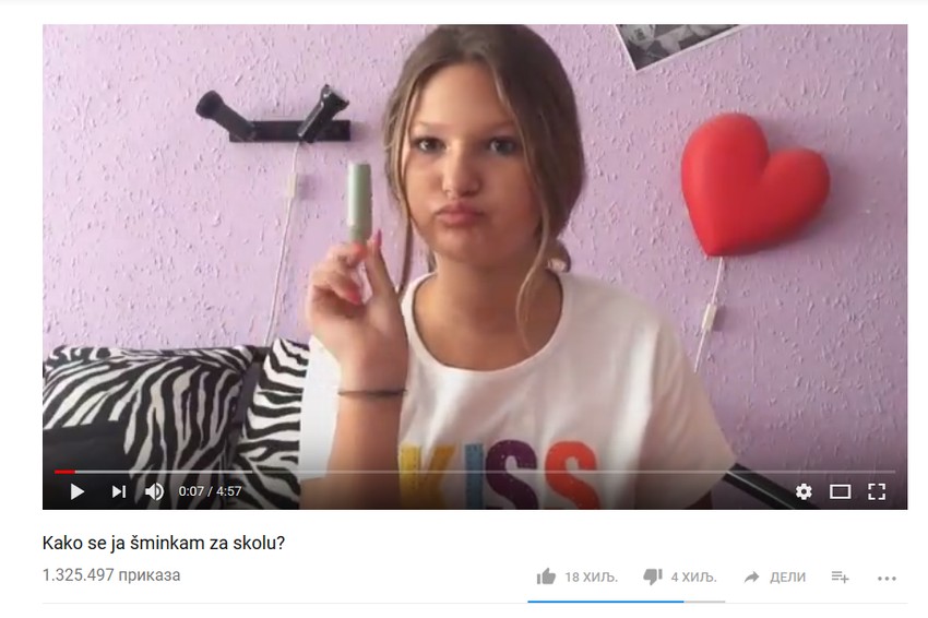 Preko milion pregleda ima devojčica koja pokazuje kako se šminka za školu