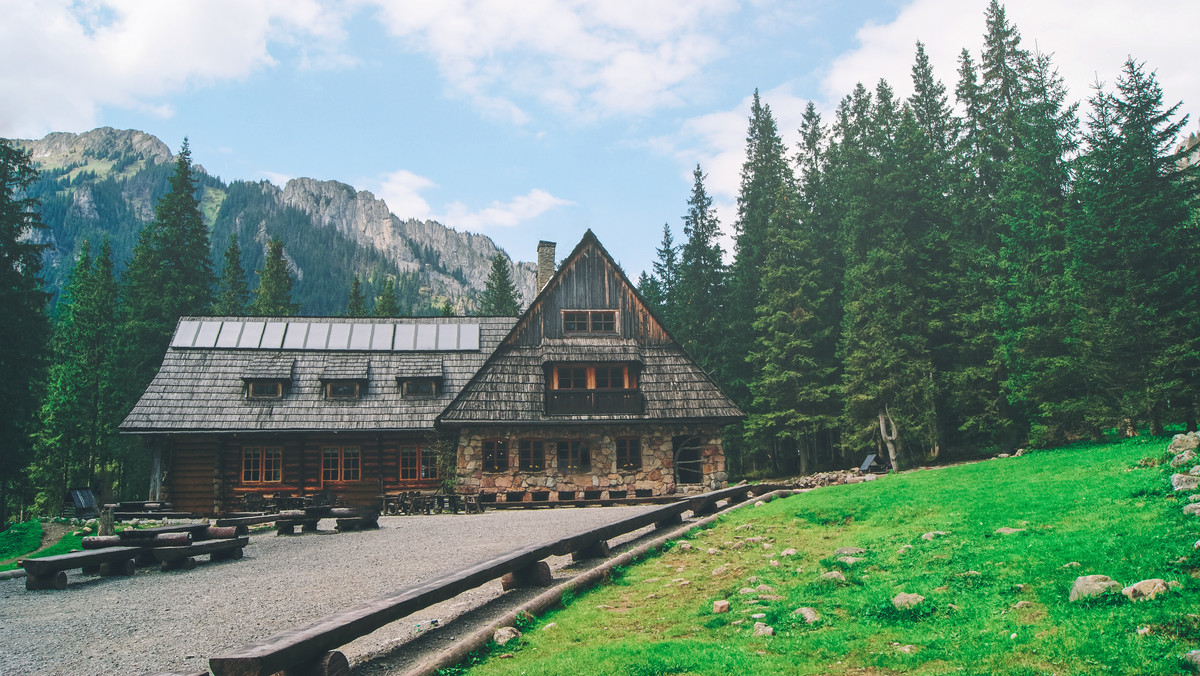 Tatry, Dolina Kościeliska: zamknięto szlak. Brak możliwości dojścia do schroniska 