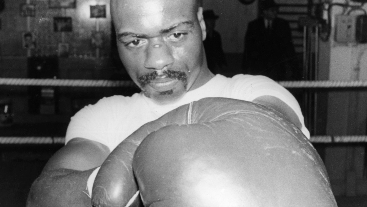 Odszedł 20 kwietnia w wieku 76 lat. Rubin "Hurricane" Carter, amerykański bokser, który najcięższą walkę stoczył z zarzutami o popełnienie potrójnego morderstwa, zdobył jednak nieśmiertelność w 1975 r. za sprawą pieśni Boba Dylana.