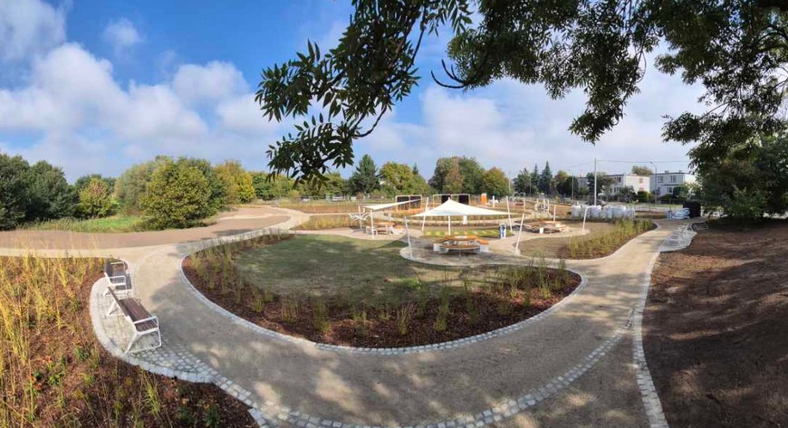 Park Literacki gotowy jesienią