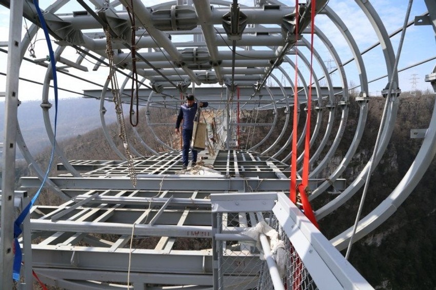 Ovaj čovek je dovoljno hrabar