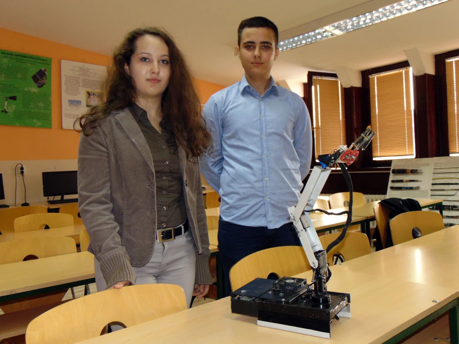 Veljko i Aleksandra Aleksić kažu da se robot momže primenjivati u raznim industrijama