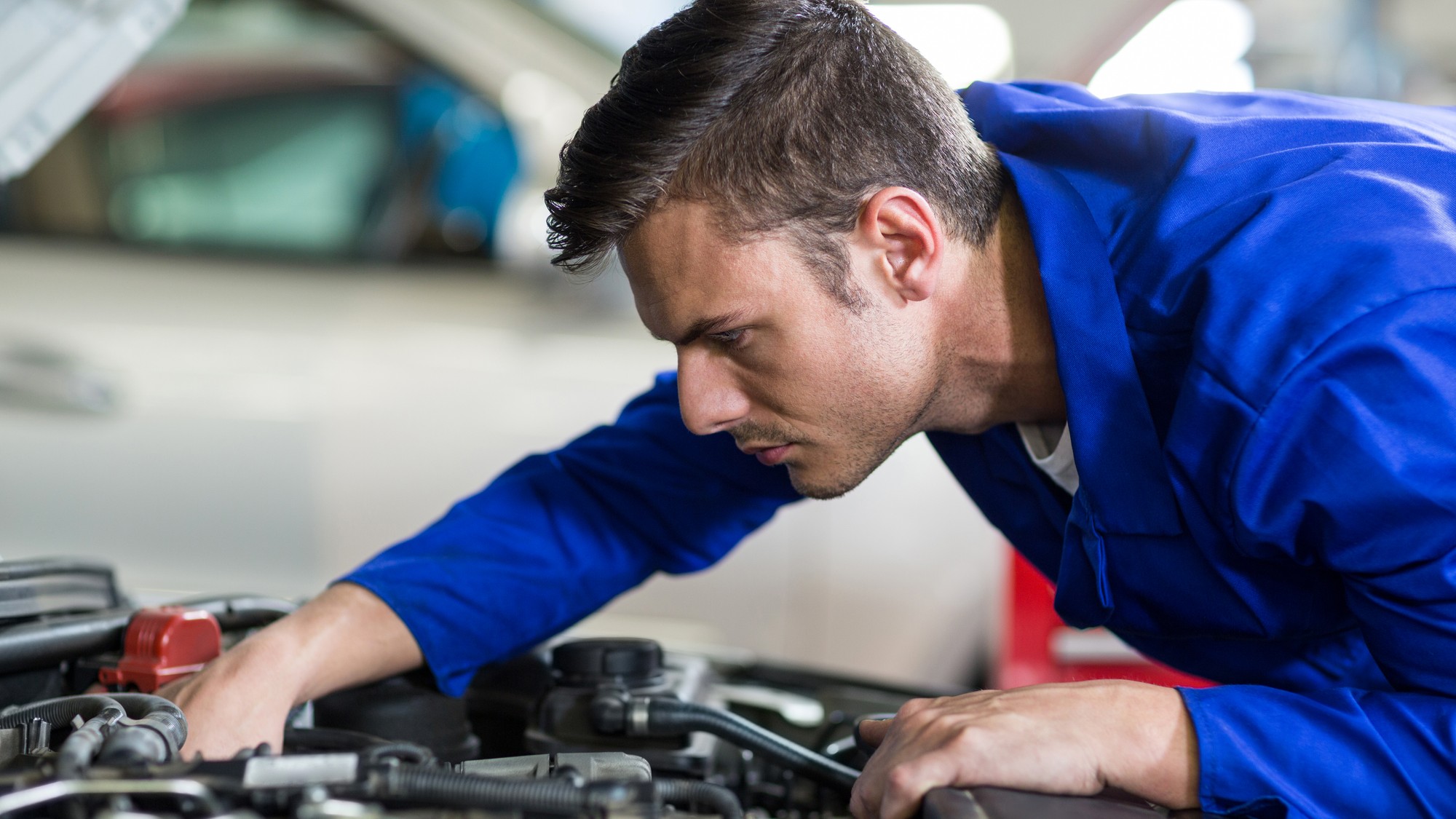 Čo skontrolovať na aute po zime? Šesť vecí, na ktoré mechanici upozorňujú. 