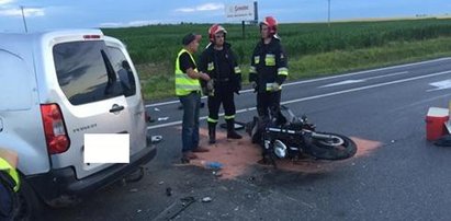 Motocyklista nie przeżył zderzenia z autem. Jest nagranie