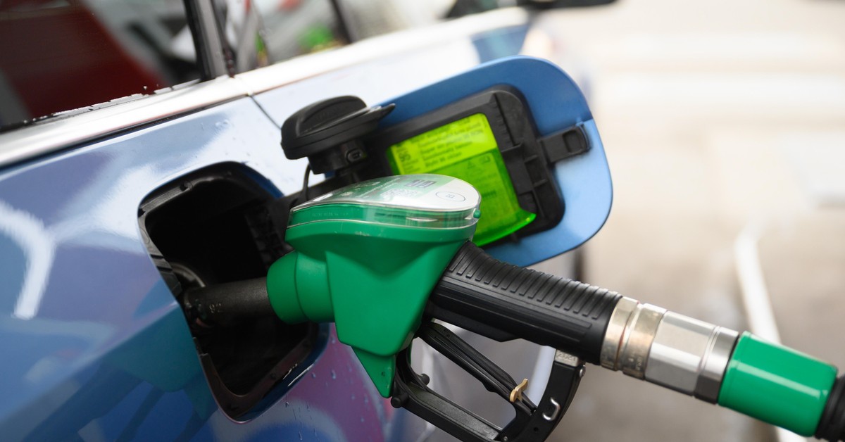 Tankujesz benzynę? To nie pożałujesz. Od 15 grudnia wchodzą zmiany