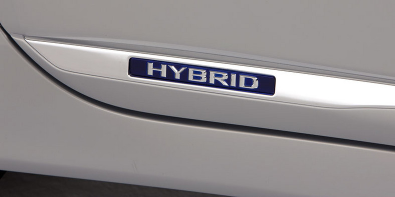 Detroit 2009: Lexus HS 250h – hybrydowy sedan dla Japonii i USA