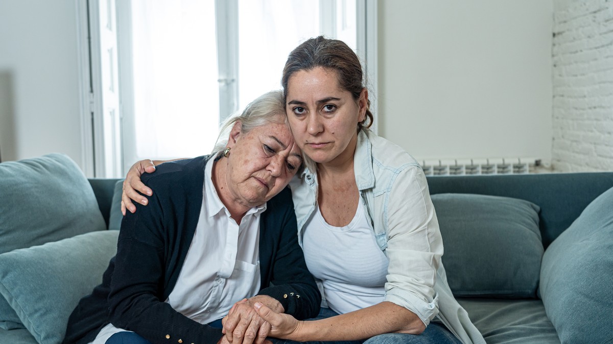 Kako ćerke nasleđuju tešku sudbinu svojih majki / ILUSTRACIJA