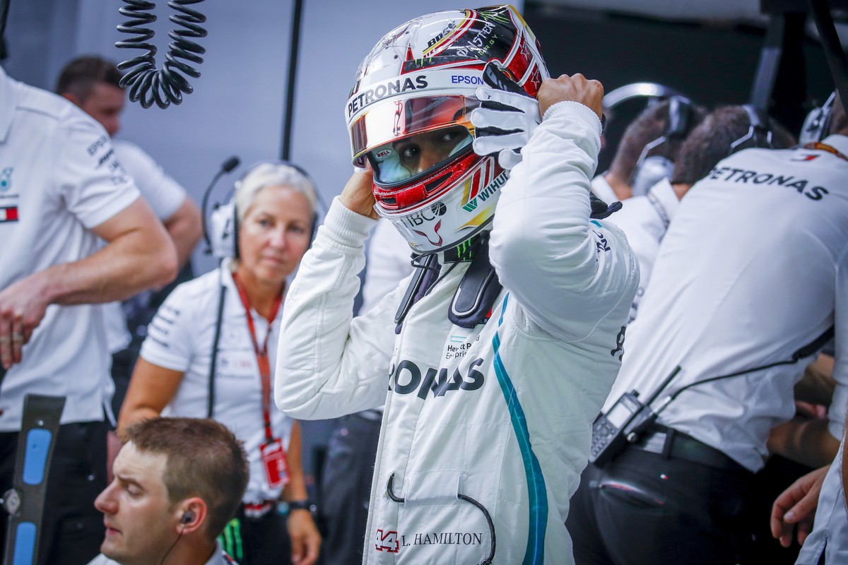Formuła 1: Hamilton najszybszy w kwalifikacjach przed GP Singapuru