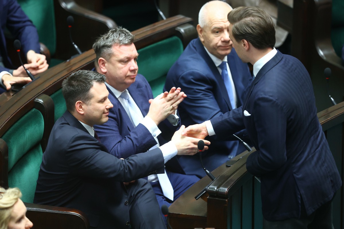 32. posiedzenie Sejmu X kadencji