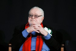 Wdowa po Nowickim ma dosyć plotek. Zdradziła, na co zmarł aktor