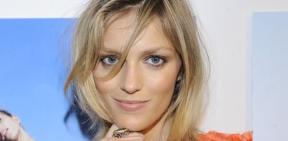 Anja Rubik ma dziś urodziny. Zgadnij które?