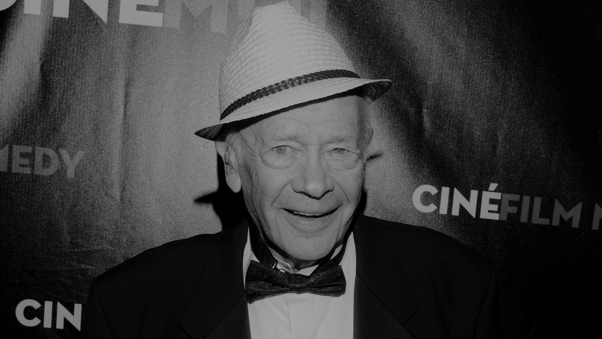 Zmarł Allan Rich. Aktor, który w latach 50. znalazł się na hollywoodzkiej czarnej liście, a pomimo to przez 50 lat występował w filmach i serialach, miał 94 lata. Jak podała jego rodzina, ​​zmarł 22 sierpnia w Lillian Booth Actors Home w Englewood (stan New Jersey), prowadzonym przez Actors Fund. Cierpiał na demencję.