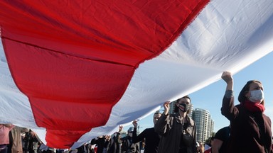 Protesty na Białorusi. Litwa rozważa zamknięcie granicy, aktywiści piszą o sprawach karnych wobec protestujących