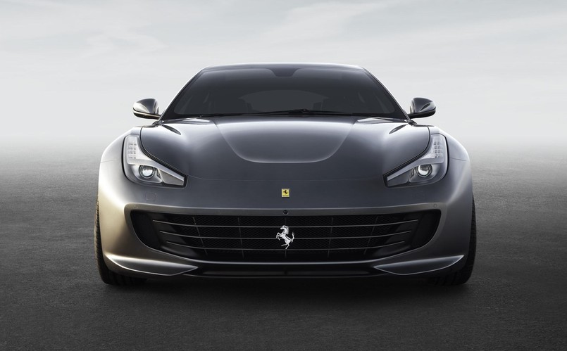 Ferrari GTC4Lusso zastąpi czteromiejscowy model FF, który pojawił się na rynku pięć lat temu. Nowe cudo inżynierów z Modeny podobnie jak poprzednik zabierze na pokład cztery osoby…