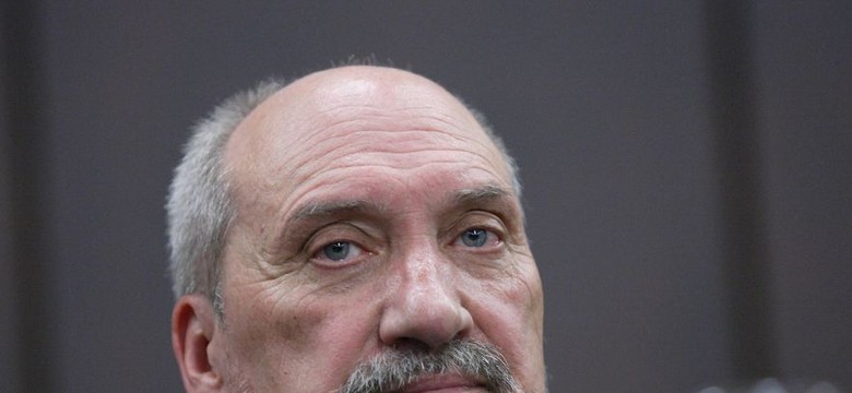 Macierewicz ocenia protokół Millera: To ruch propagandowy