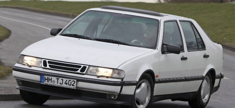 Z archiwum Auto Świata - Saab 9000 2.0 Turbo: auto z lotniczymi korzeniami
