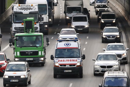 Zdecydowany spadek liczby zakażeń i zgonów. Nowe dane resortu zdrowia