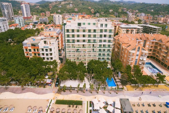 Hoteli na plaži u Draču