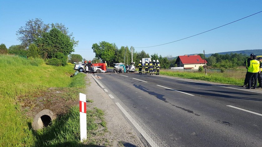 Śmiertelny wypadek na DK 79 z Krakowa do Chrzanowa. Nie żyje młoda kobieta