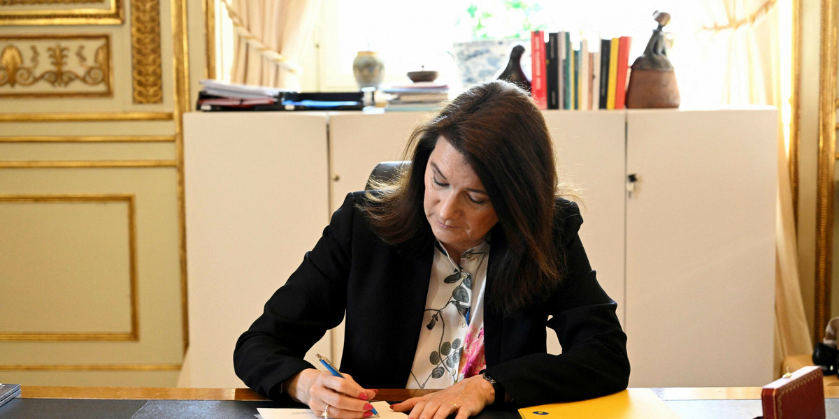 Szefowa dyplomacji Szwecji Ann Linde podpisała we wtorek wniosek o wstąpienie kraju do NATO.