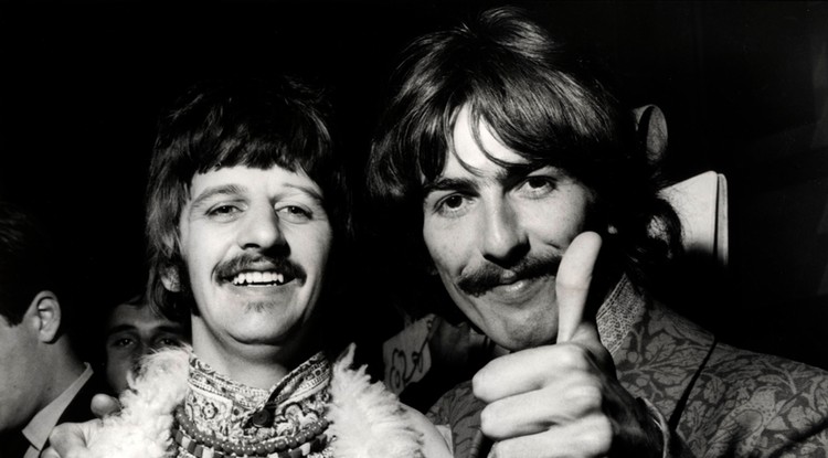 George Harrison és Ringo Starr.