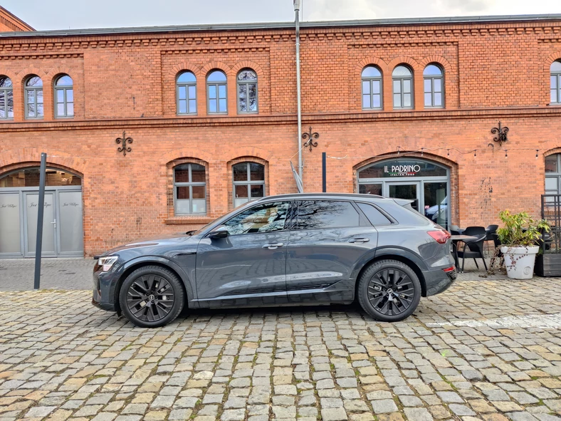 Audi Q8 50 e-tron