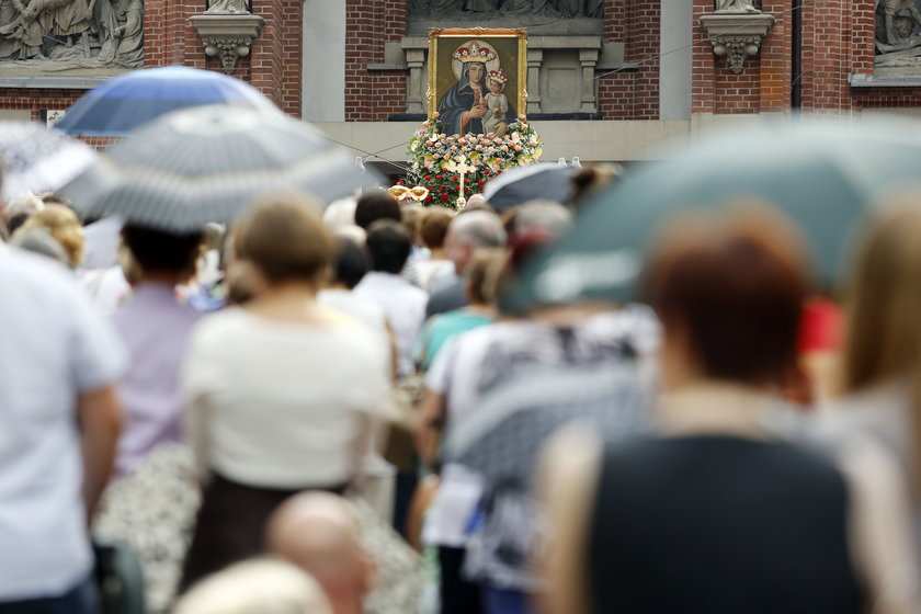 Pielgrzymka kobiet i dziewcząt. ZDJĘCIA