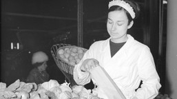 były symbolem świąt w prl. ich wrogiem był władysław gomułka