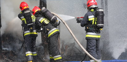 Pożar przy ulicy Miedzianej. 4 osoby w szpitalu