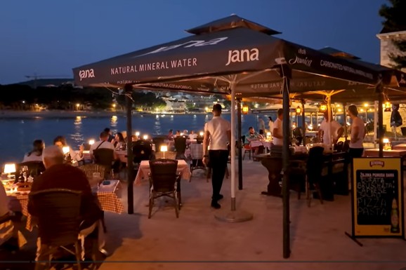 "KO ĆE DA VAM RADI ZA OVE PARE, JA NEĆU" Sezoncima nude platu od 1.450 evra, ali onda usledi HLADAN TUŠ