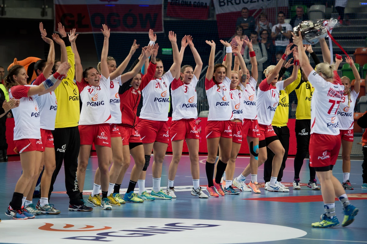 Ultimul meci feminin polonez la Campionatele Mondiale.  Voleibaliştii noştri au pierdut în faţa României