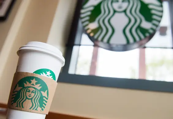 Brawo Starbucks! Kawiarnia rezygnuje z plastikowych słomek