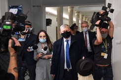 'Lex TVN'. Sejm w ekspresowym tempie przyjął ustawę. Prezydent zabrał głos