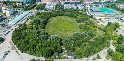 Ruina przestanie straszyć! Miasto przejęło stadion Szyca