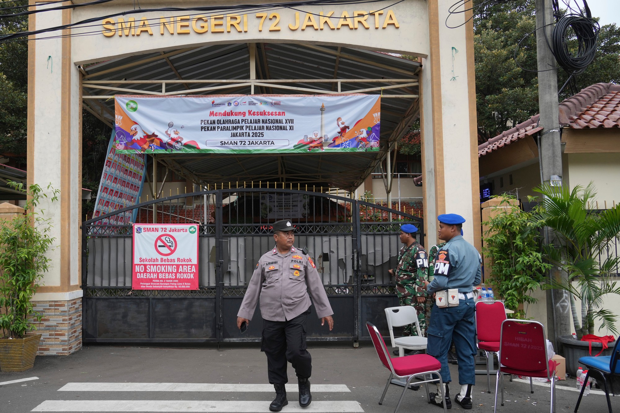  Počas modlitieb v mešite v indonézskej Jakarte došlo k výbuchu.