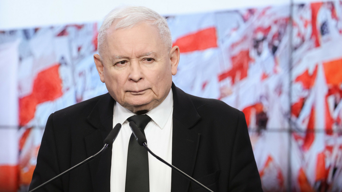 Ile zarabia Jarosław Kaczyński? Oprócz pensji ma też wysoką emeryturę