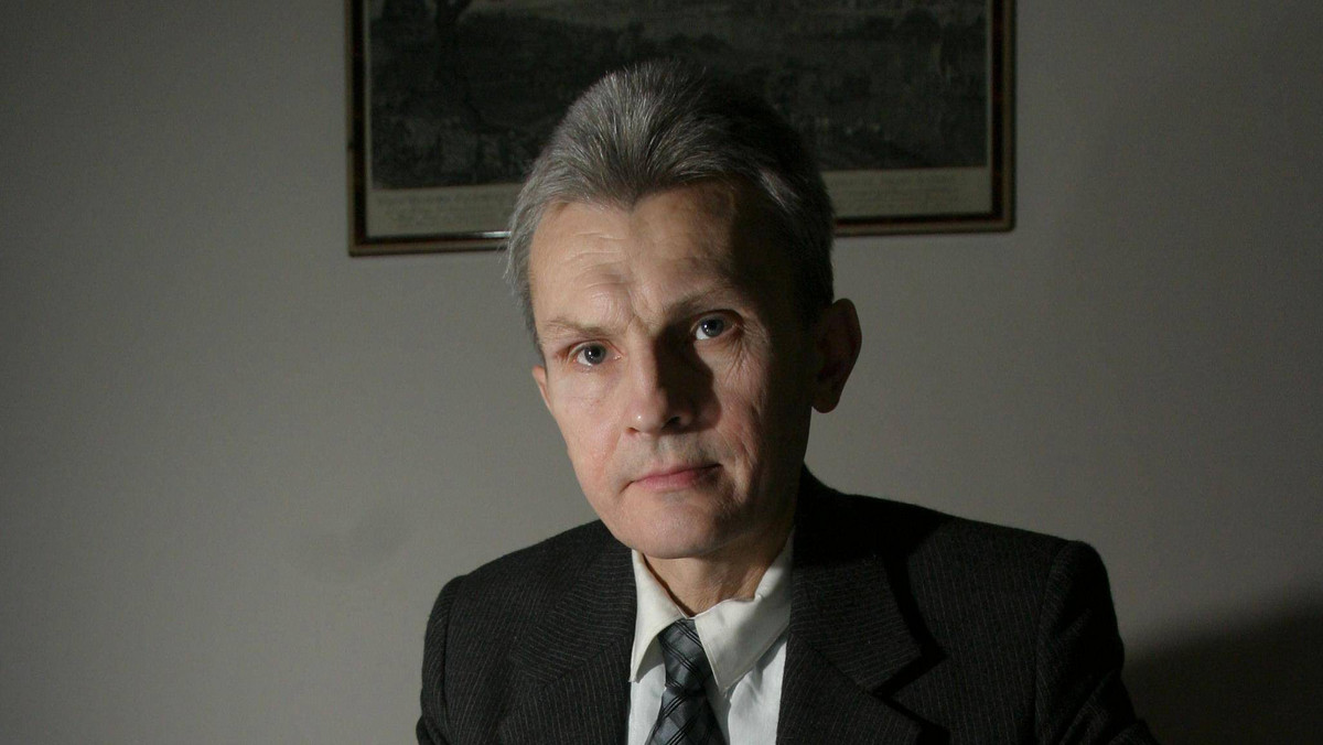 Zaginął prof. Henryk Domański, jeden z najbardziej znanych polskich socjologów. Wyszedł z domu w Warszawie w niedzielę i ślad po nim zaginął. Policja prowadzi akcje poszukiwawczą.