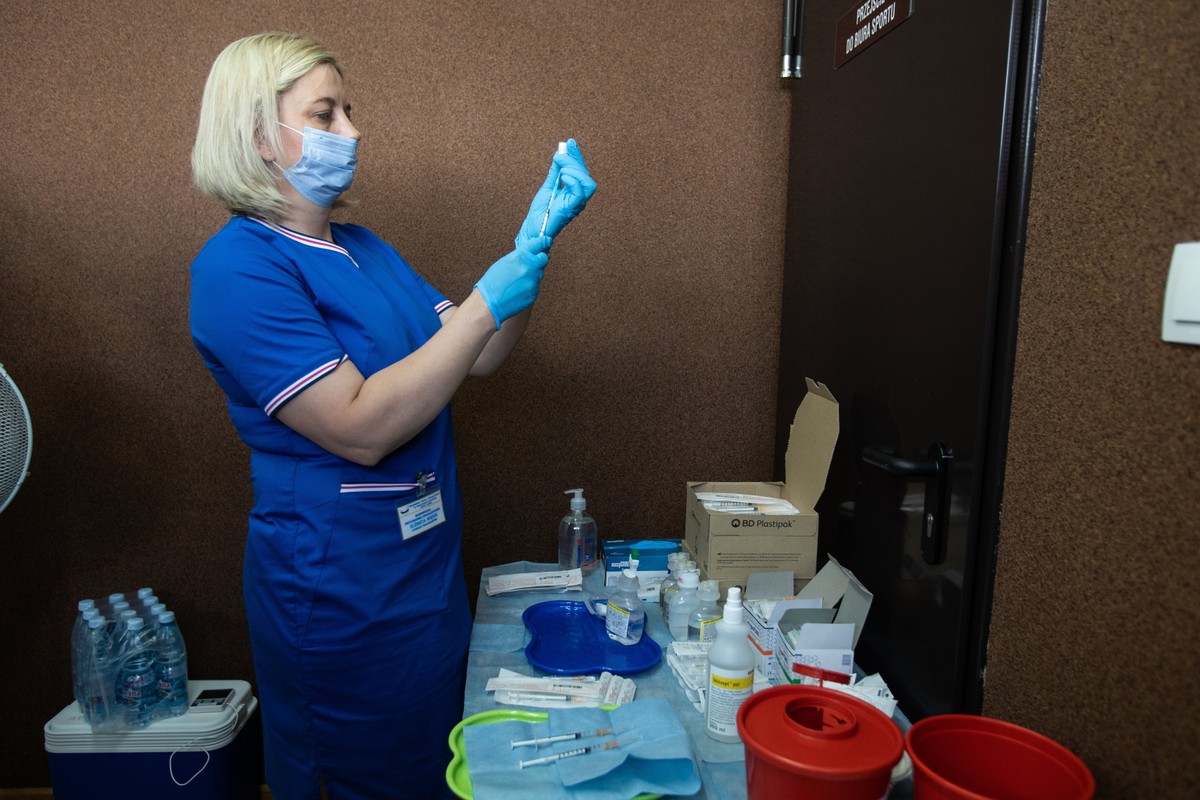 Osoby nieubezpieczone nie skorzystają ze szczepień przeciwko Covid-19