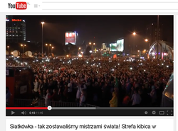 Radość w strefie kibica. Tak fani zareagowali na zwycięstwo siatkarzy [WIDEO]