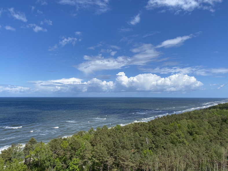 Panorama na morze i las, Hotel Gołębiewski w Pobierowie.